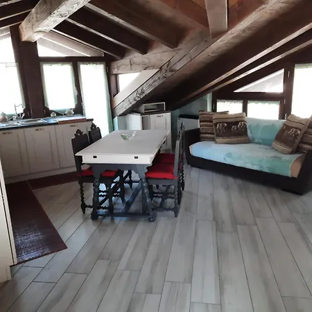 Incantevole Monolocale Mansardato. Apartman *